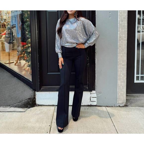 NEW MOLLY BRACKEN sequin open back sweater in silver grey - Picture 7 of 7